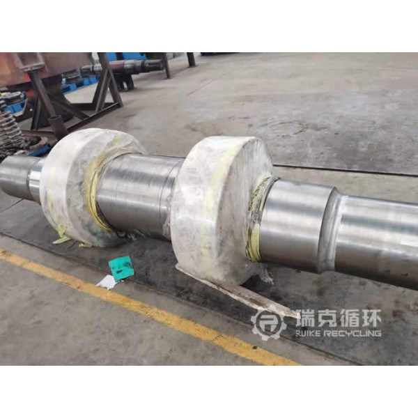 C160颚式破碎机主轴激光熔覆维修